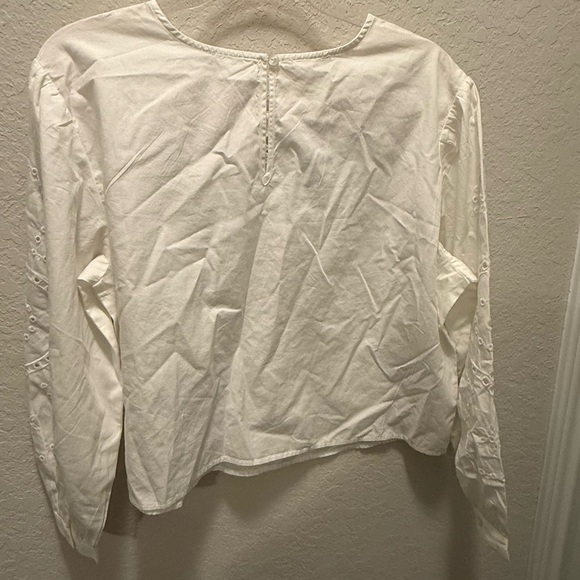 Maurices White 100% Cotton Embroidered Eyelet Blouse Size M - Picture 7 of 9